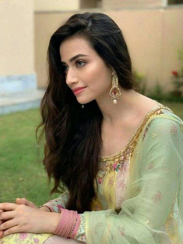 8 Interesting Facts of 3rd wife of Shoaib Malik Sana Javed